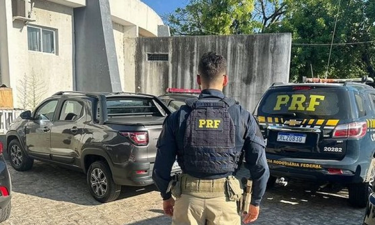 Caminhonete avaliada em R$ 100.000,00 (Foto: Reprodução)
