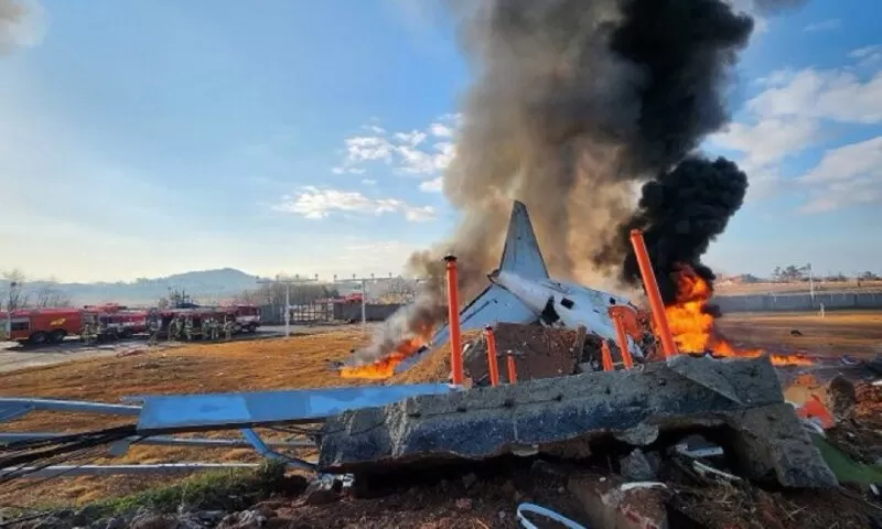 Segundo a agência de notícias coreana Yonhap, ao menos 28 pessoas morreram