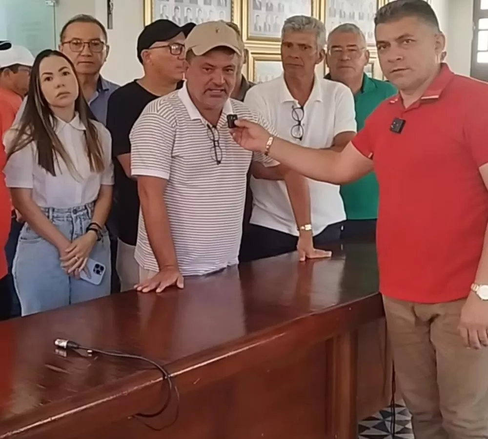 Com orientação do prefeito Luiz Claudino, reunião define que o vereador Riva será o presidente da Câmara de São João do Rio do Peixe no 1º biênio