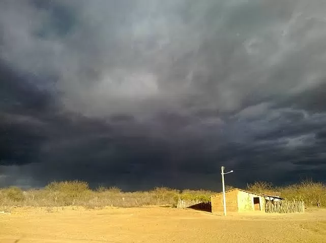 Inmet emite novo alerta de chuvas intensas para 19 municípios do Sertão da Paraíba