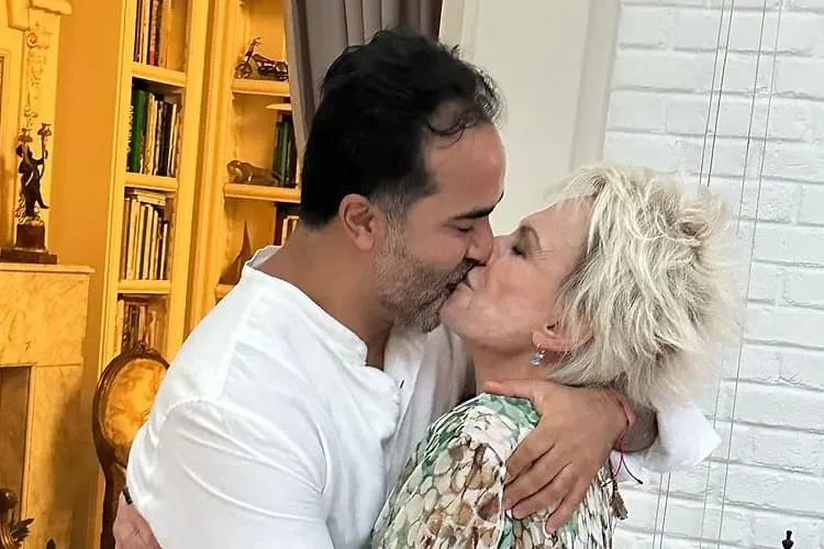  Ana Maria Braga e o namorado
