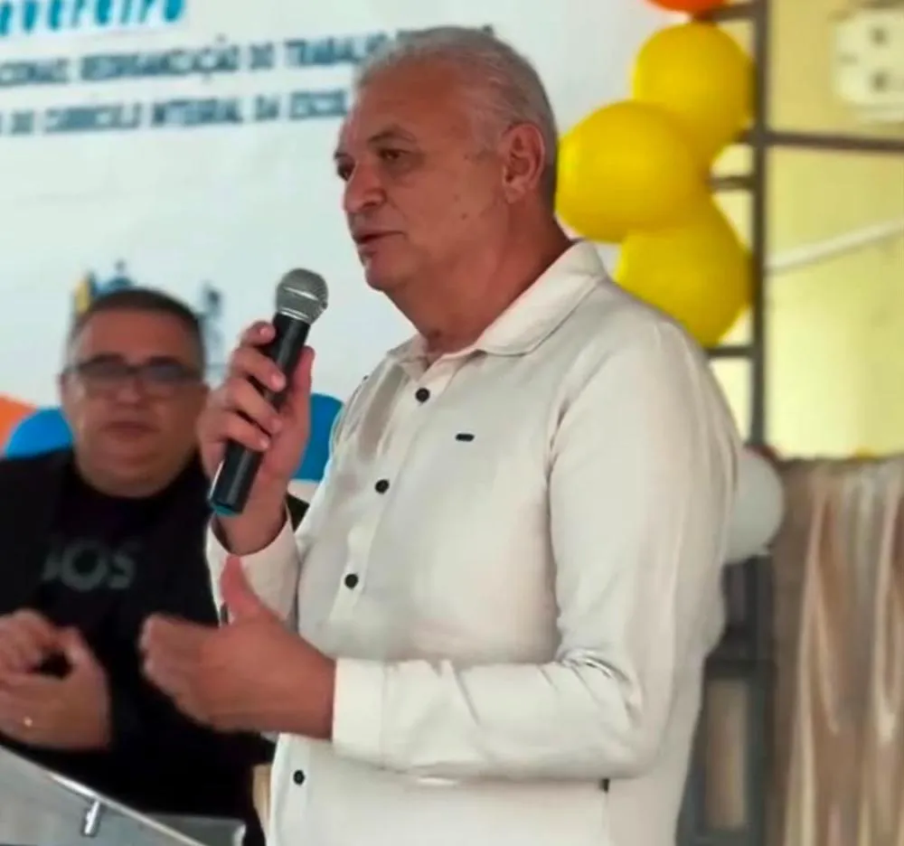 Presidente da Câmara do Barrro, Itamar Mendes, durante jornada pedagógica no Barro (Foto: Divulgação)