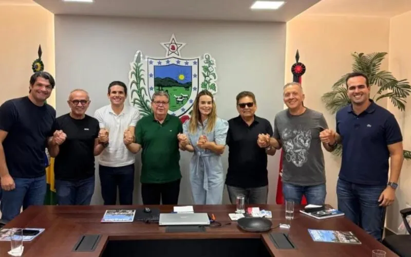 João Azevêdo reúne líderes e pré-candidatos da base (Foto: Divulgação)