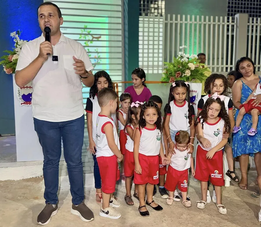 Aldo Andrade inaugura obras no distrito Antônio Paulo em Bernardino Batista