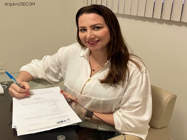 Prefeita de Bom Jesus gasta mais de R$60 mil em diárias só em 2022, diz TCE