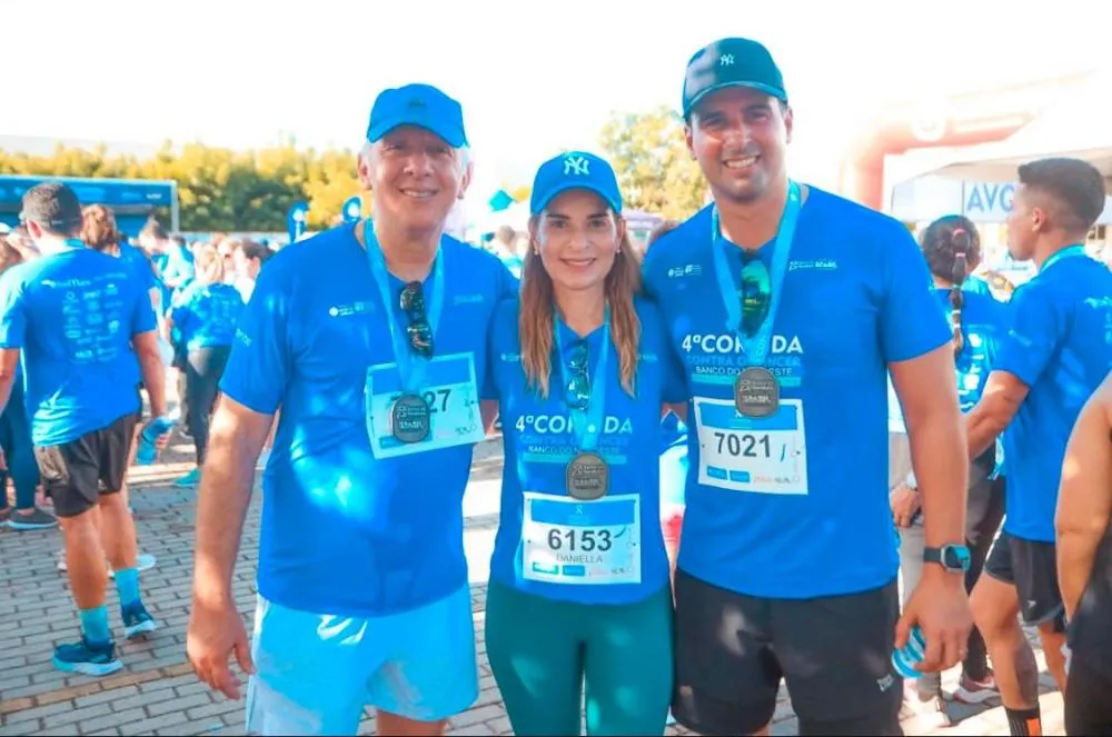 Daniela ao lado de Lucas e Aguinaldo Ribeiro (Foto: Divulgação)