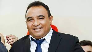 Prefeito de Monte Horebe, Marcos Eron. 