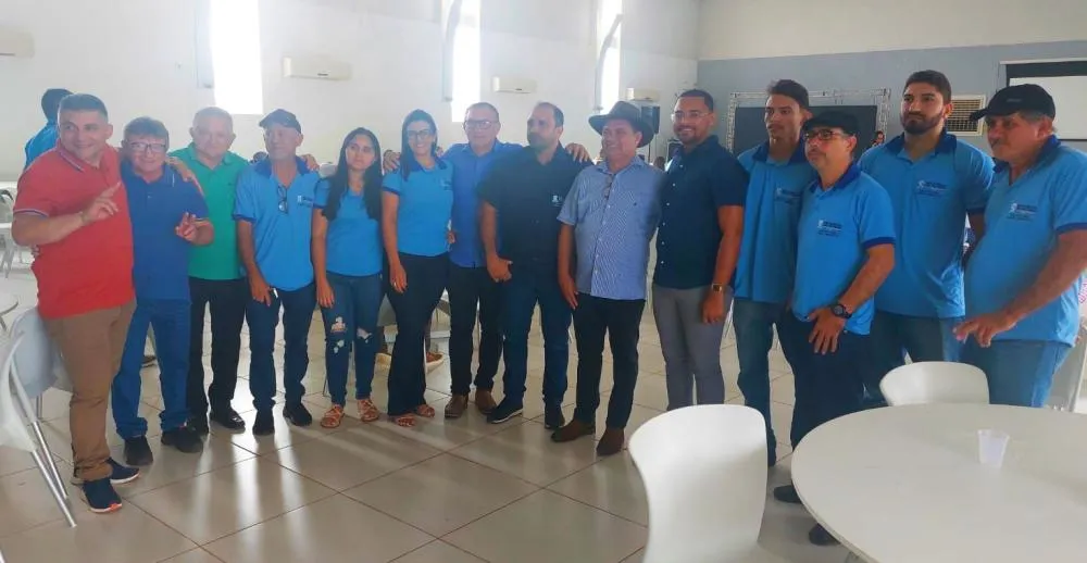 Vereador Riva participa de reunião (Foto: Divulgação)