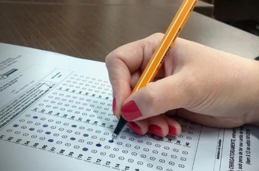 Concurso nacional unificado para professores será em outubro; confira data das inscrições