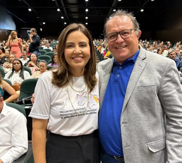 Ceninha Lucena participa de encontro de Prefeitos e Secretários de Assistência Social (Foto: Instagram)