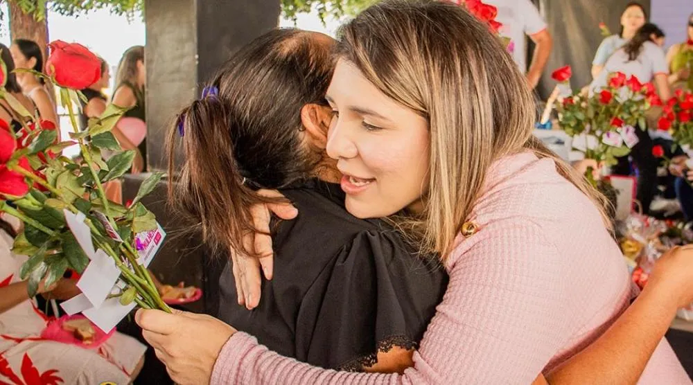 Prefeita Laís Raquel festeja evento em homenagem ao Dia das Mulheres, em Poço de José de Moura