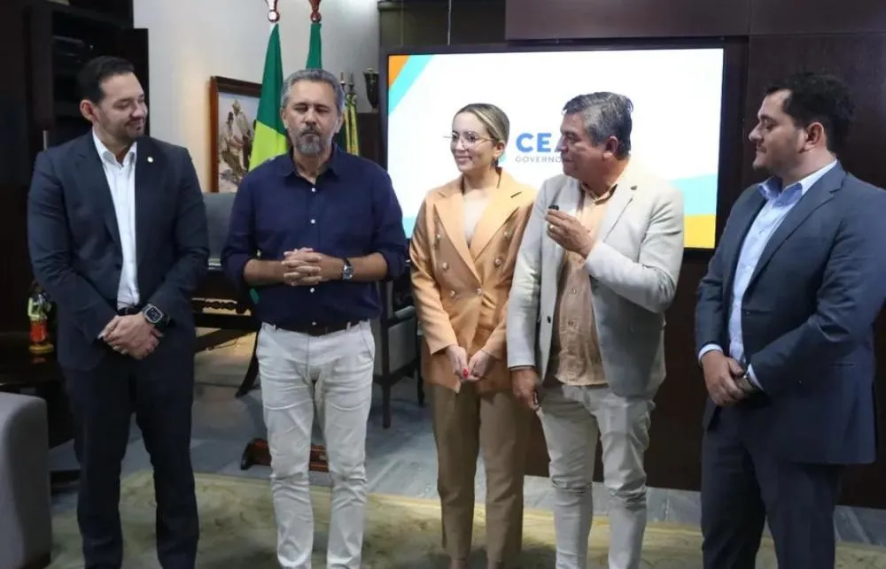 Dr. George em encontro com Elmano de Freitas (Foto: Instagram)