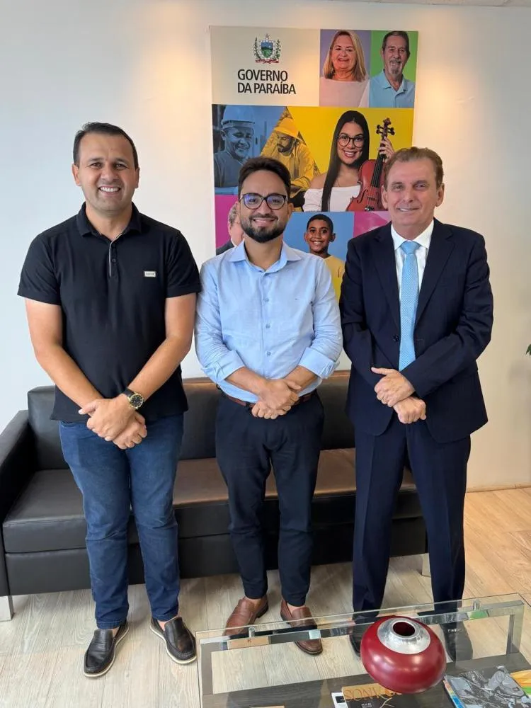 Aldo Andrade, ao lado de Tibério Limeira e Chico Mendes (Foto: Divulgação)