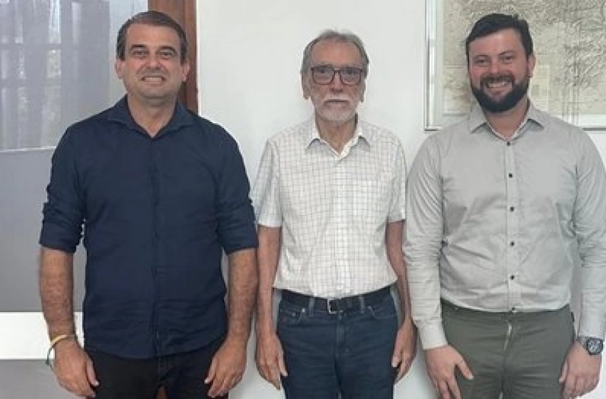 Discussão de projetos de pavimentação e recuperação de estradas em São José de Piranhas (Foto: Divulgação)