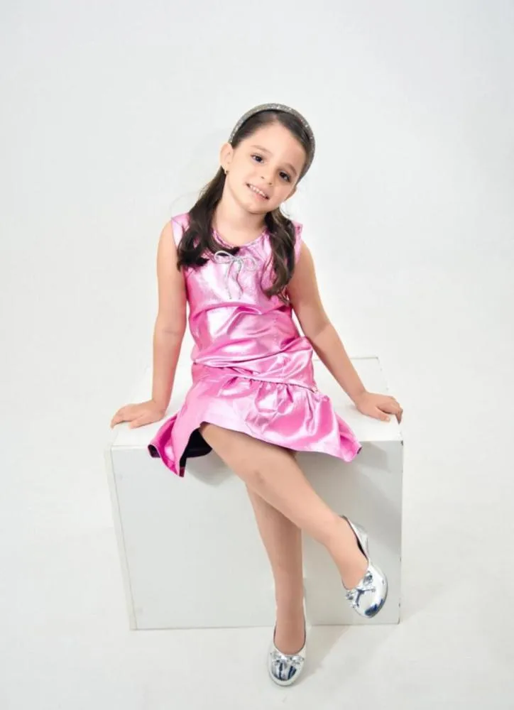 Lis Maria comemora 6 aninhos e enche de felicidade os olhos dos pais Julianna e André, em Santa Helena