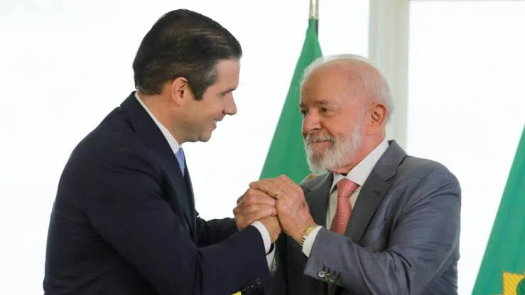Hugo Motta recebe Lula e líderes da Câmara em jantar (Foto: Divulgação)