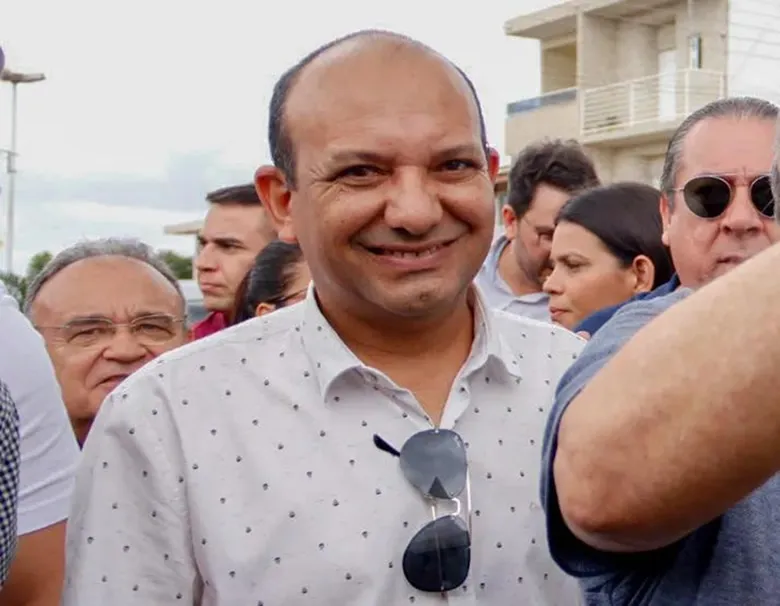 Prefeito agora encara CPI por irregularidades em licitações (Foto: Divulgação)
