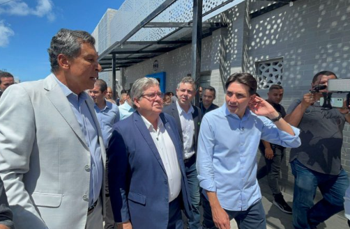 Ministro destaca avanços econômicos da Paraíba e anuncia investimentos de R$ 150 milhões no Porto de Cabedelo