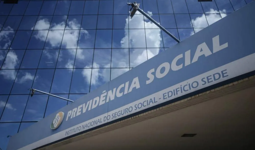 Plano de devolução de descontos do INSS deve sair até a próxima semana, diz presidente do INSS