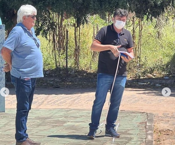 Prefeito Paulo Braz inicia mais uma praça pública na comunidade de Torrões, em Poço de José de Moura