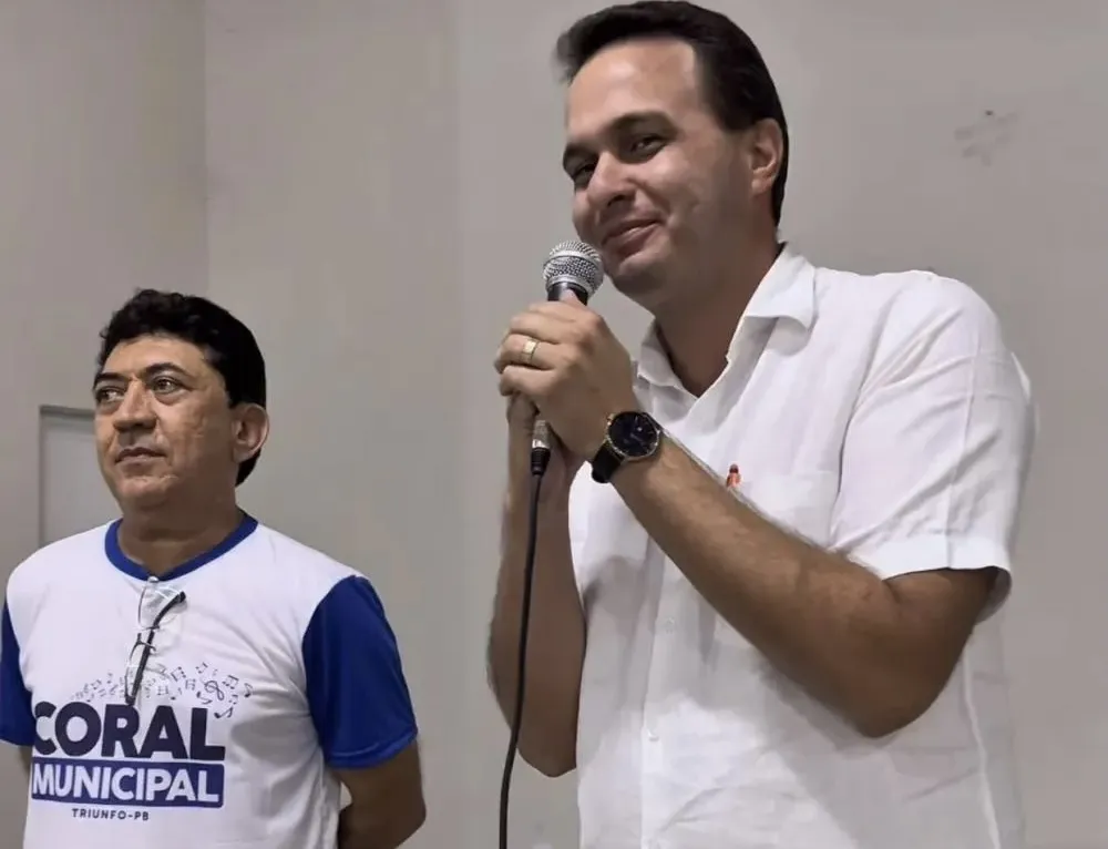 Prefeito Espedito Filho no lançamento do Coral Municipal (Foto: Instagram)