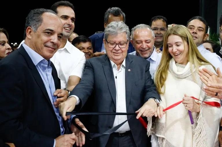 Governador João Azevêdo inaugura Centro de Convenções de Campina Grande, anuncia o Imagineland e destaca novo momento no turismo de eventos da cidade