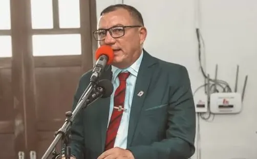 Vereador Riva anuncia a conclusão do pagamento antecipado da 1ª parcela do 13º salário na Câmara de São João do Rio do Peixe