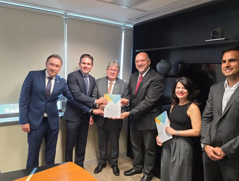 Governo da Paraíba garante R$ 430 milhões para ampliar segurança hídrica no estado