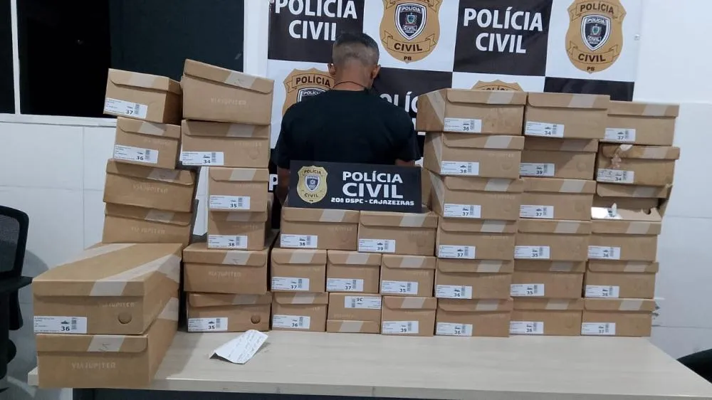 Polícia Civil recupera em Cajazeiras carga de calçados furtada (Foto: Divulgação)