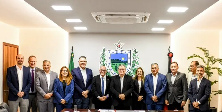 Governador João Azevêdo destaca resultados positivos da economia da Paraíba em reunião com Associação das Empresas de Gás Canalizado