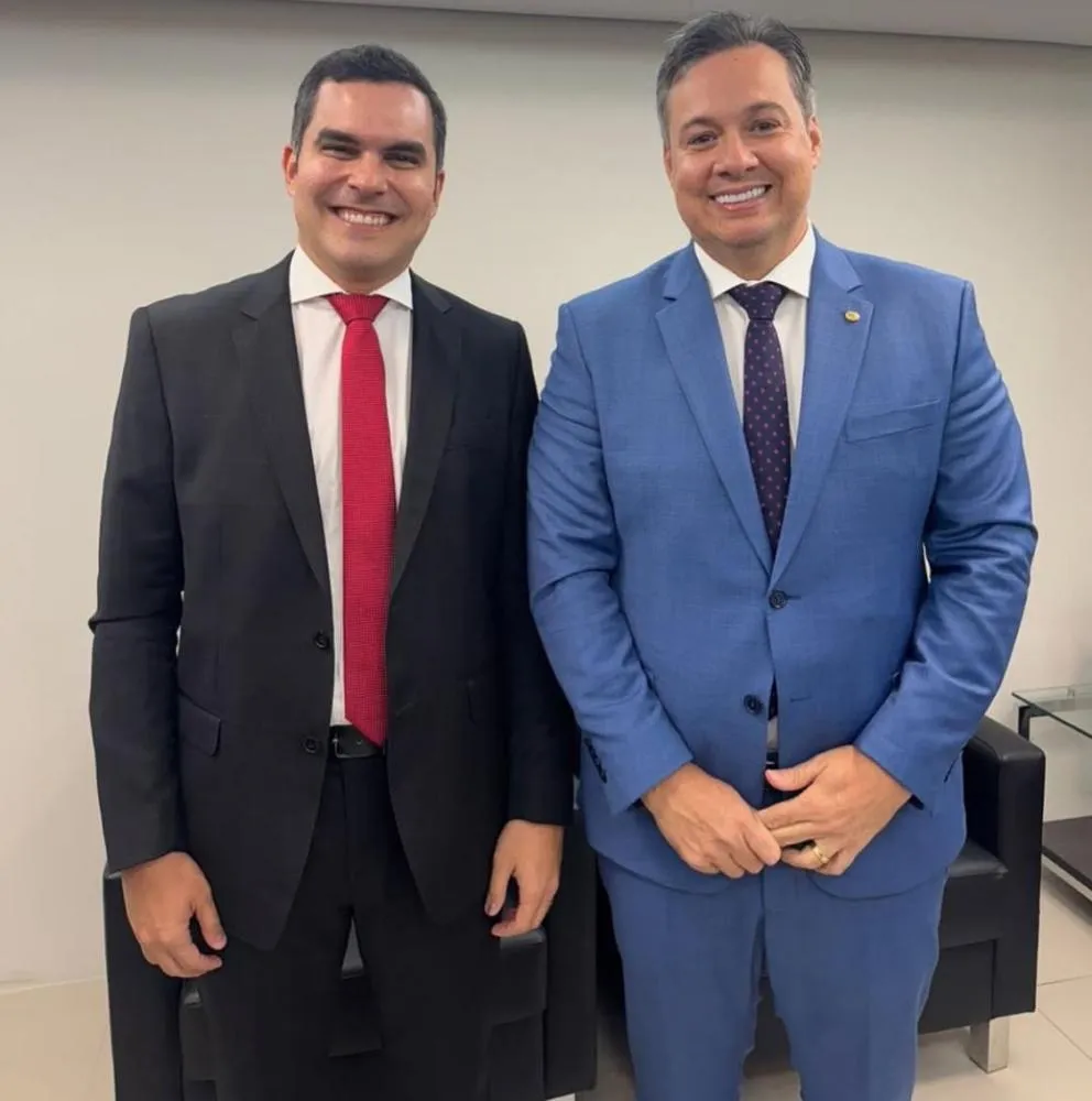 Dr. Bruno Lopes ao lado do deputado estadual Júnior Araújo | Foto: Divulgação