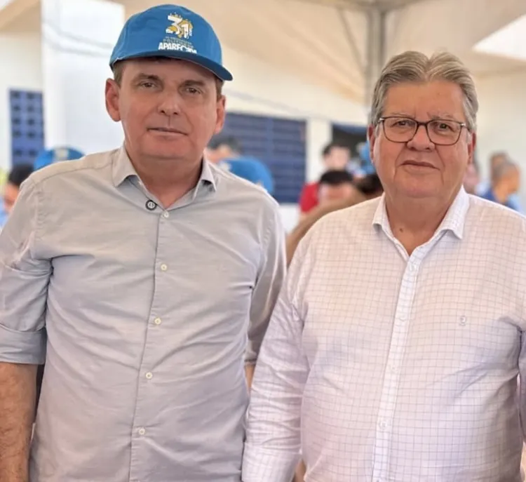 Chico Mendes ao lado de João Azevêdo | Foto: Instagram