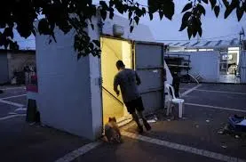 Cantor da banda Brasas do Forró se manifesta após confusão em show; ele foi expulso por seguranças do evento 