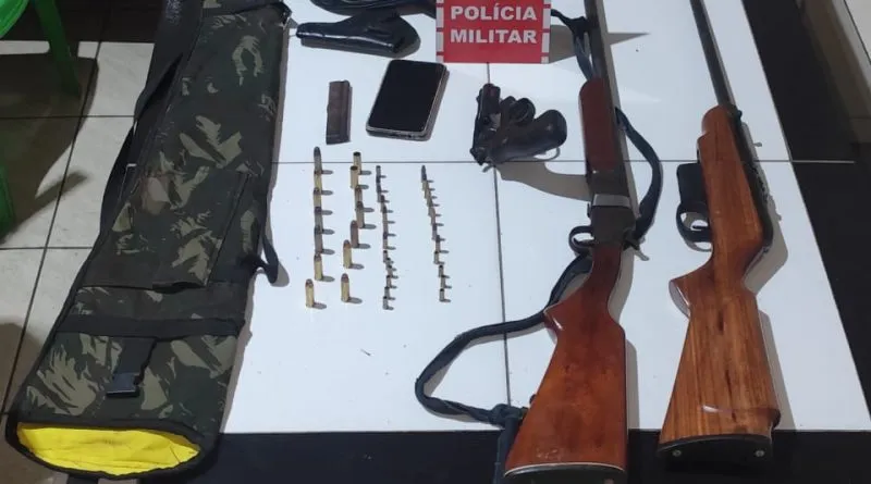 Polícia Militar apreende armas e munições em um bar na zona rural | Foto: Divulgação