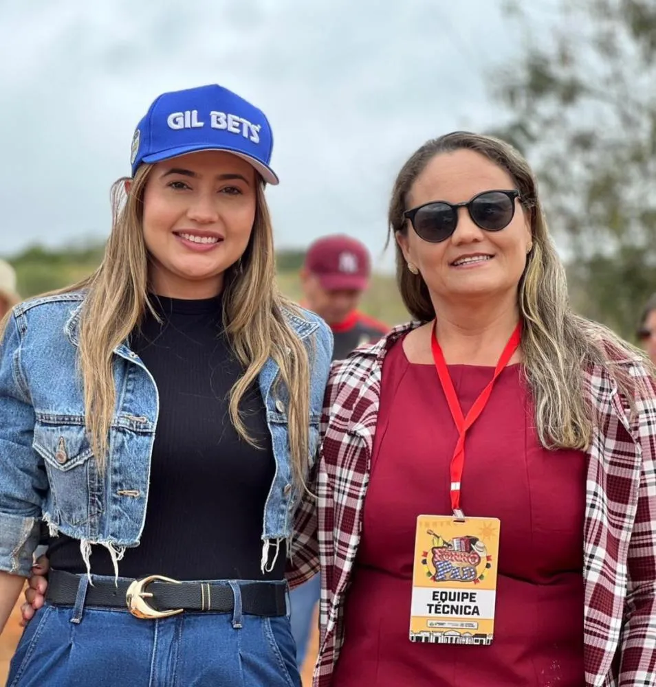 Multidão em Bernardino Batista prestigia a cavalgada “Tropeiros da Serra” e encerramento do Forropad 2025