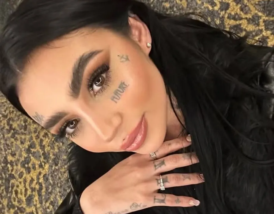 Marido de cantora brasileira morta em cirurgia na Turquia relata falhas no atendimento 