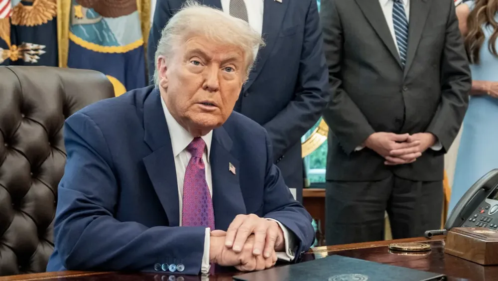 Bombardeios dos EUA ao Irã sacodem mercados globais e elevam temores sobre inflação e petróleo