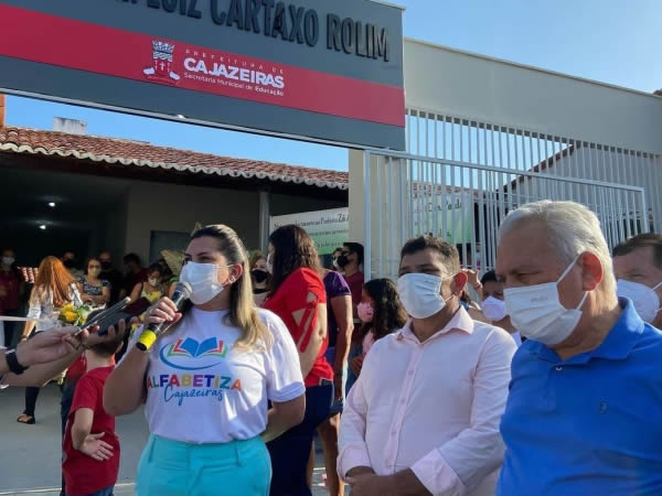 Prefeito Zé Aldemir inaugura escola Luiz Cartaxo Rolim reformada e ampliada