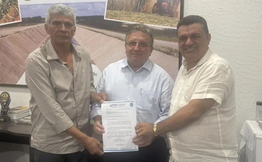 REPERCUTE: Prefeito Luiz Claudino solicita ao Governo da Paraíba distribuição de ração animal e alevinos para São João do Rio do Peixe