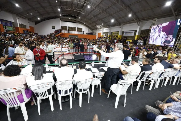 João Azevêdo dialoga com a população no ODE e entrega investimentos para o Vale do Mamanguape no valor de R$ 17,3 milhões