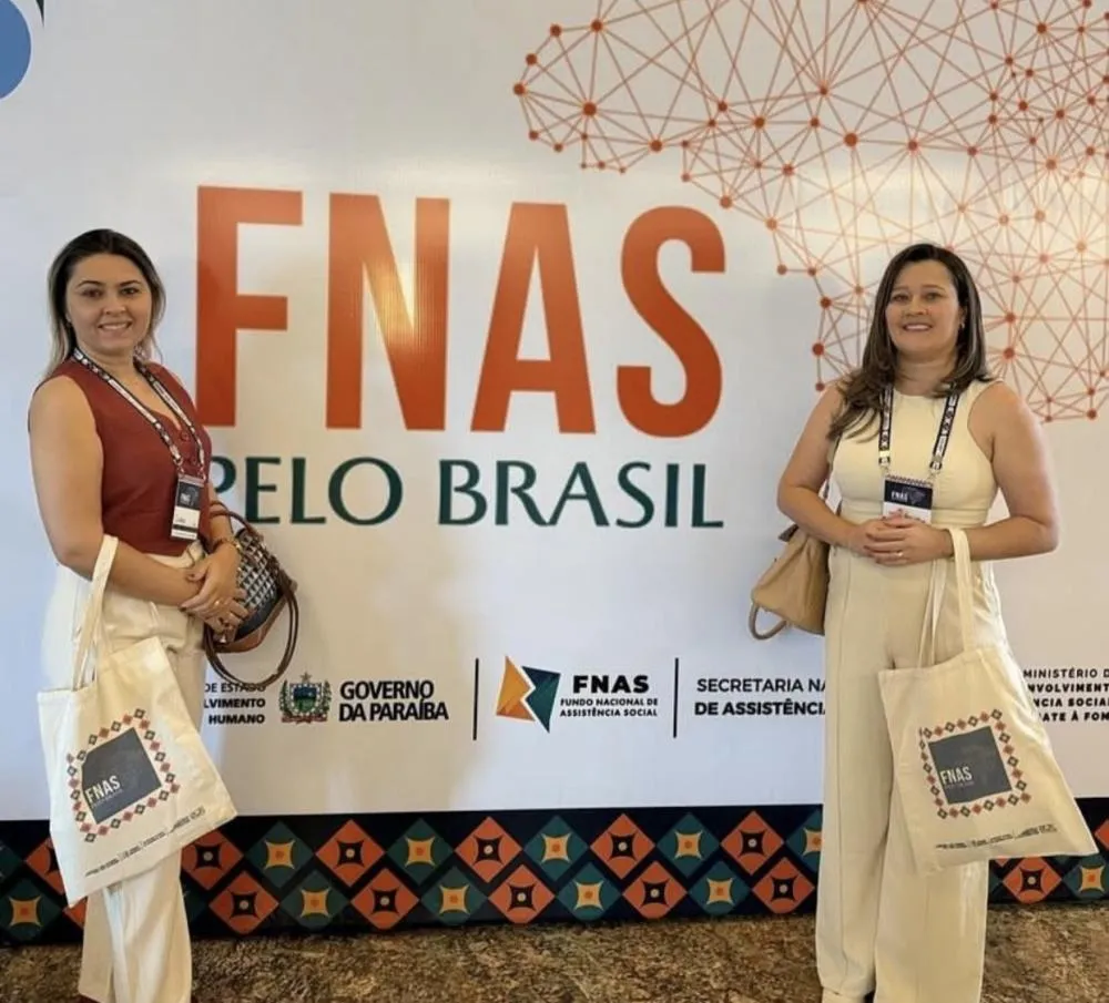 Secretária Larúcia Sá representa São João do Rio do Peixe no Encontro Nacional do FNAS, em João Pessoa