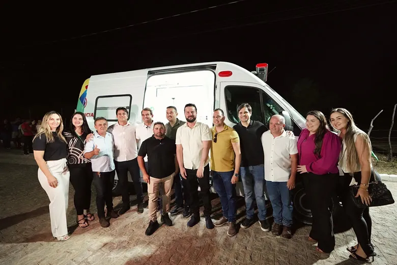 São José de Piranhas recebe nova ambulância|Foto: Divulgação