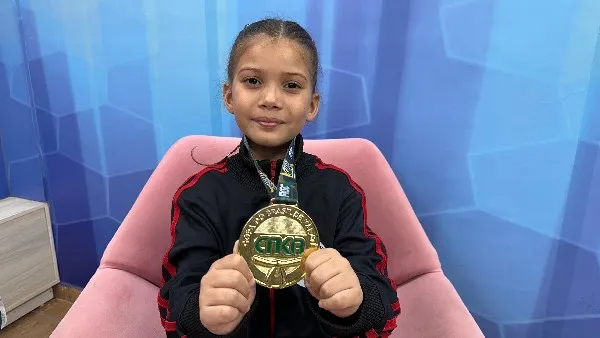 Karateca de 9 anos se torna campeã em competição nacional|Foto: Arquivo pessoal