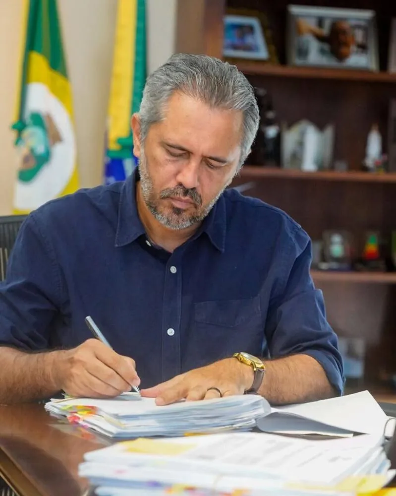 Elmano de Freitas 