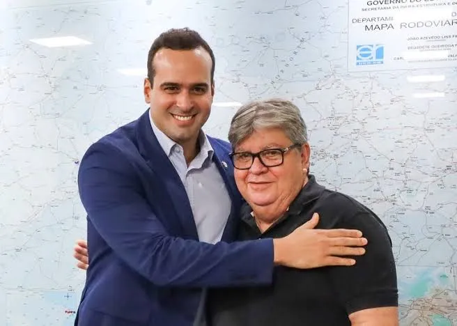 Lucas Ribeiro (PP) ao lado de João Azevêdo (PSB)|Foto: Divulgação