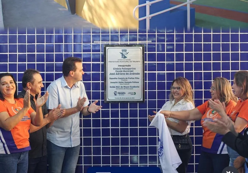Espedito Filho inaugura o Ginásio Poliesportivo da Escola José Adriano de Andrade|Foto: Divulgação