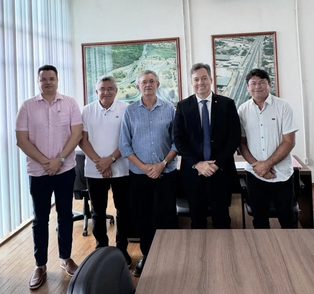 Deputado Júnior Araújo pleiteia melhorias para a rodovia PB-325 em reunião com o DER-PB