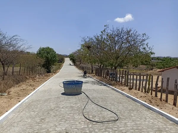 Prefeitura de Bom Jesus conclui mais uma obra de pavimentação e segue ampliando a mobilidade rural