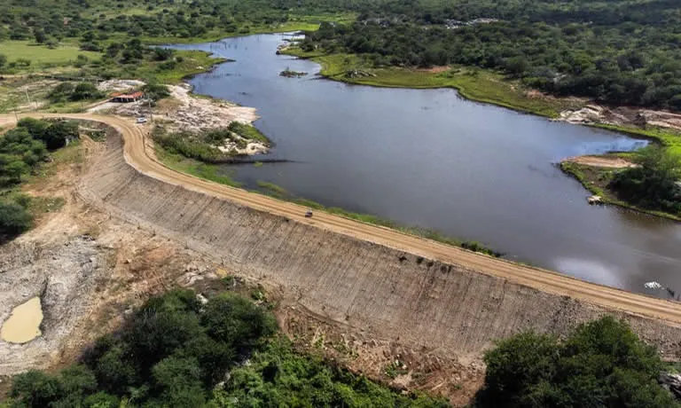 Governo da Paraíba vai iniciar obras de quatro barragens até dezembro, prevê Deusdete