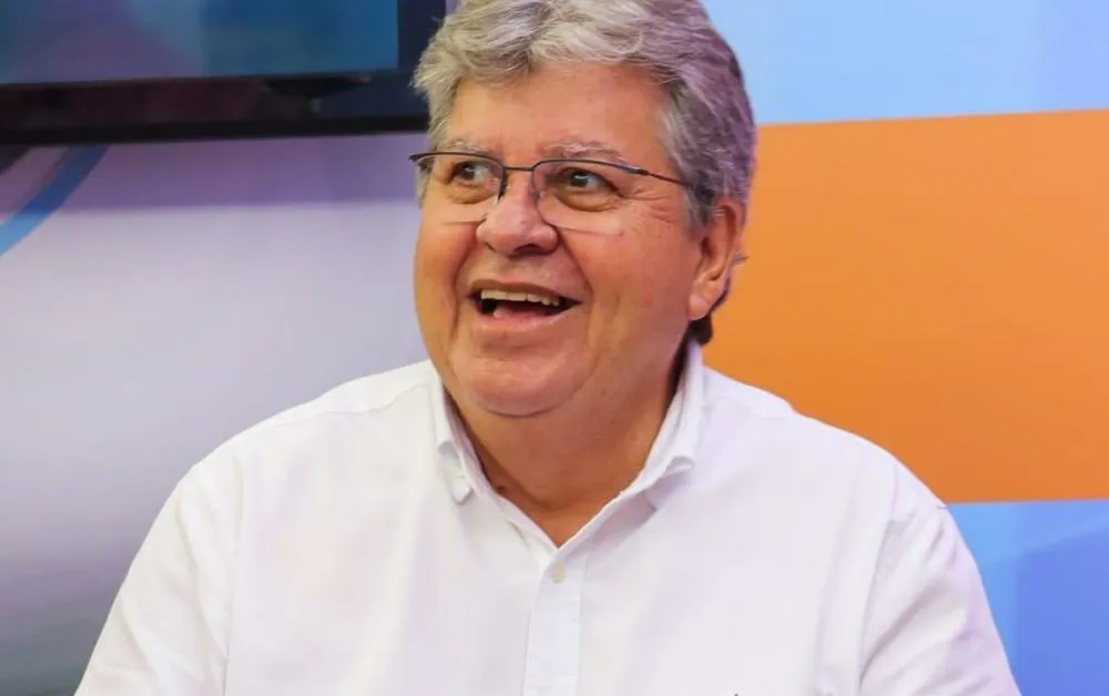 Aprovada por 75% dos paraibanos, gestão João Azevêdo mantém alta popularidade, aponta pesquisa PB Agora/ANOVA